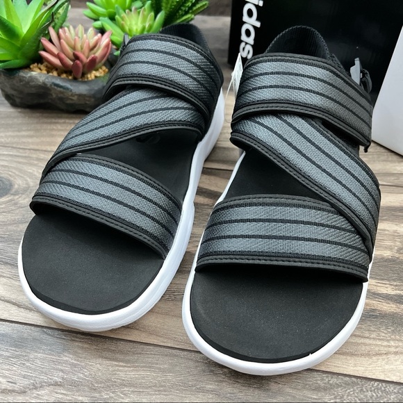 NIB Adidas 90s Sandal Platform Slingback Slides EG7647 - Picture 3 of 13